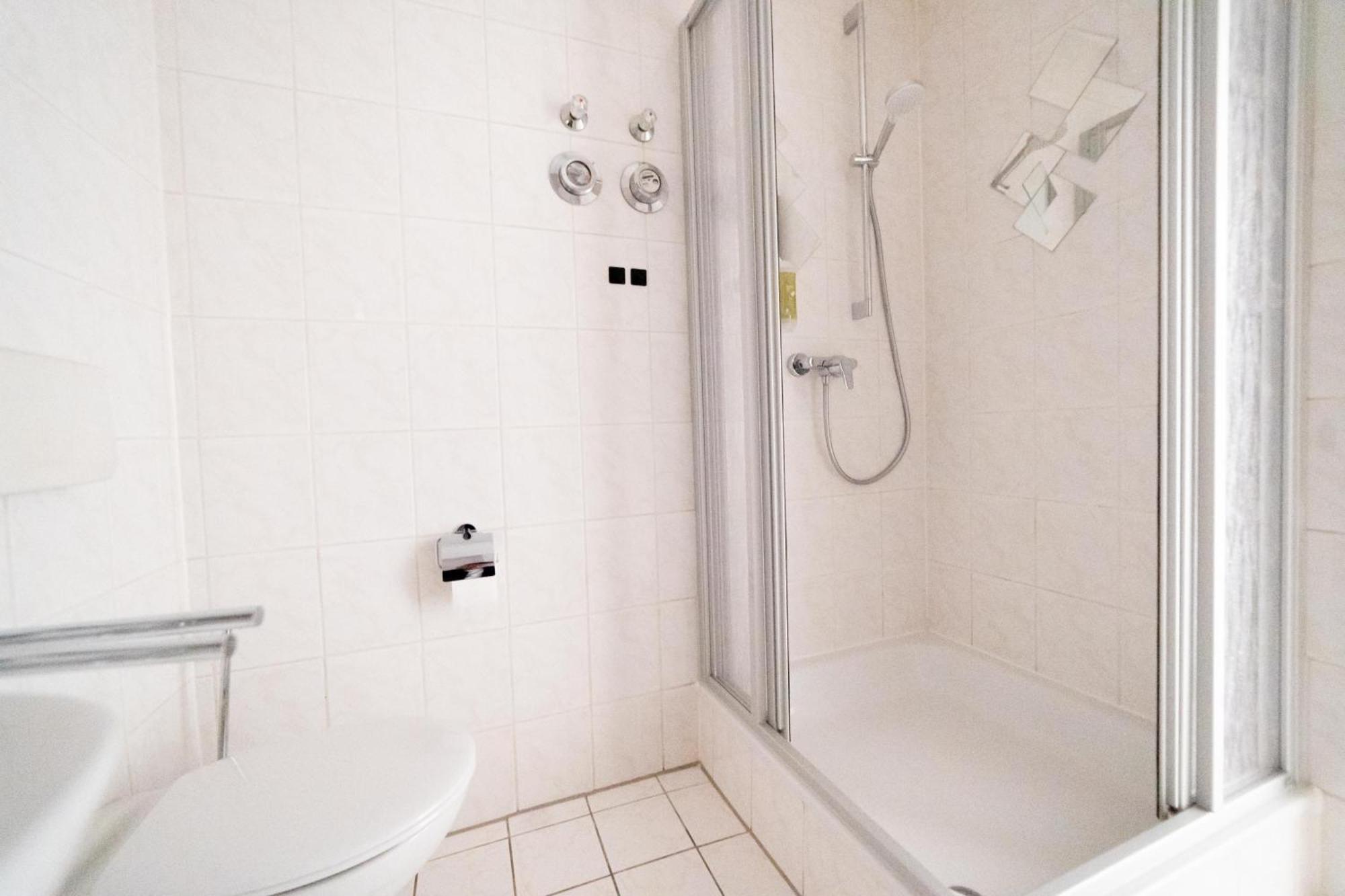 Fullhouse - Eisenach - K70 Apartments - Elevator - Balcony - Smarttv Екстериор снимка