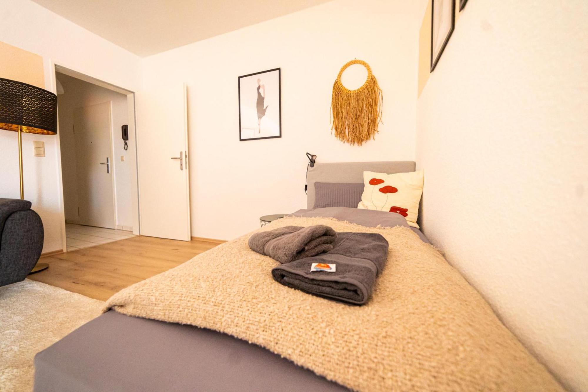 Fullhouse - Eisenach - K70 Apartments - Elevator - Balcony - Smarttv Екстериор снимка