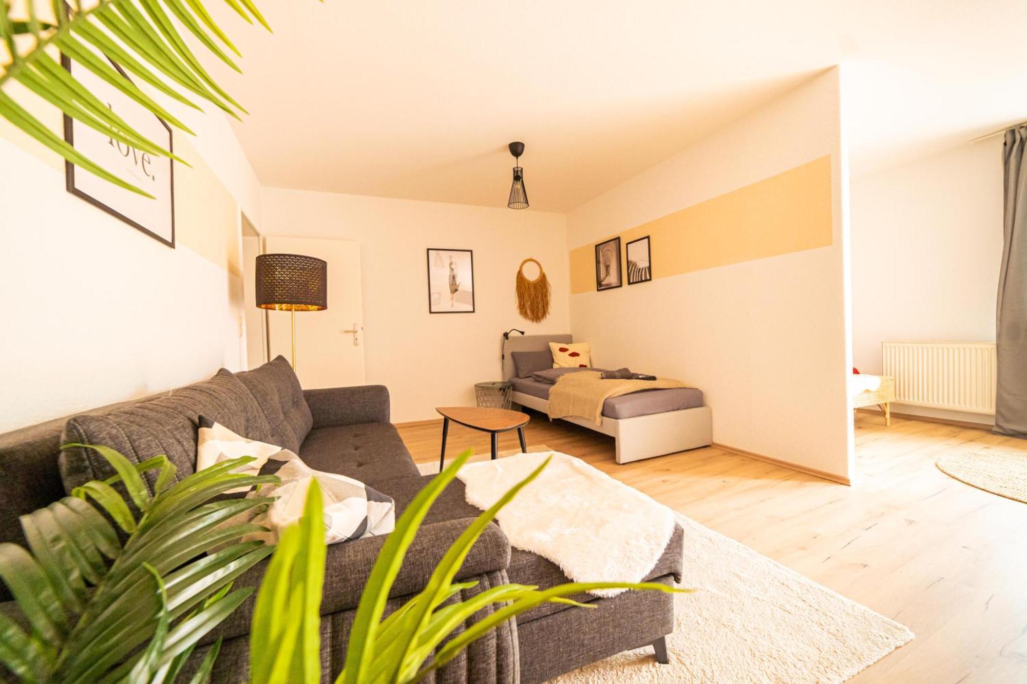 Fullhouse - Eisenach - K70 Apartments - Elevator - Balcony - Smarttv Екстериор снимка