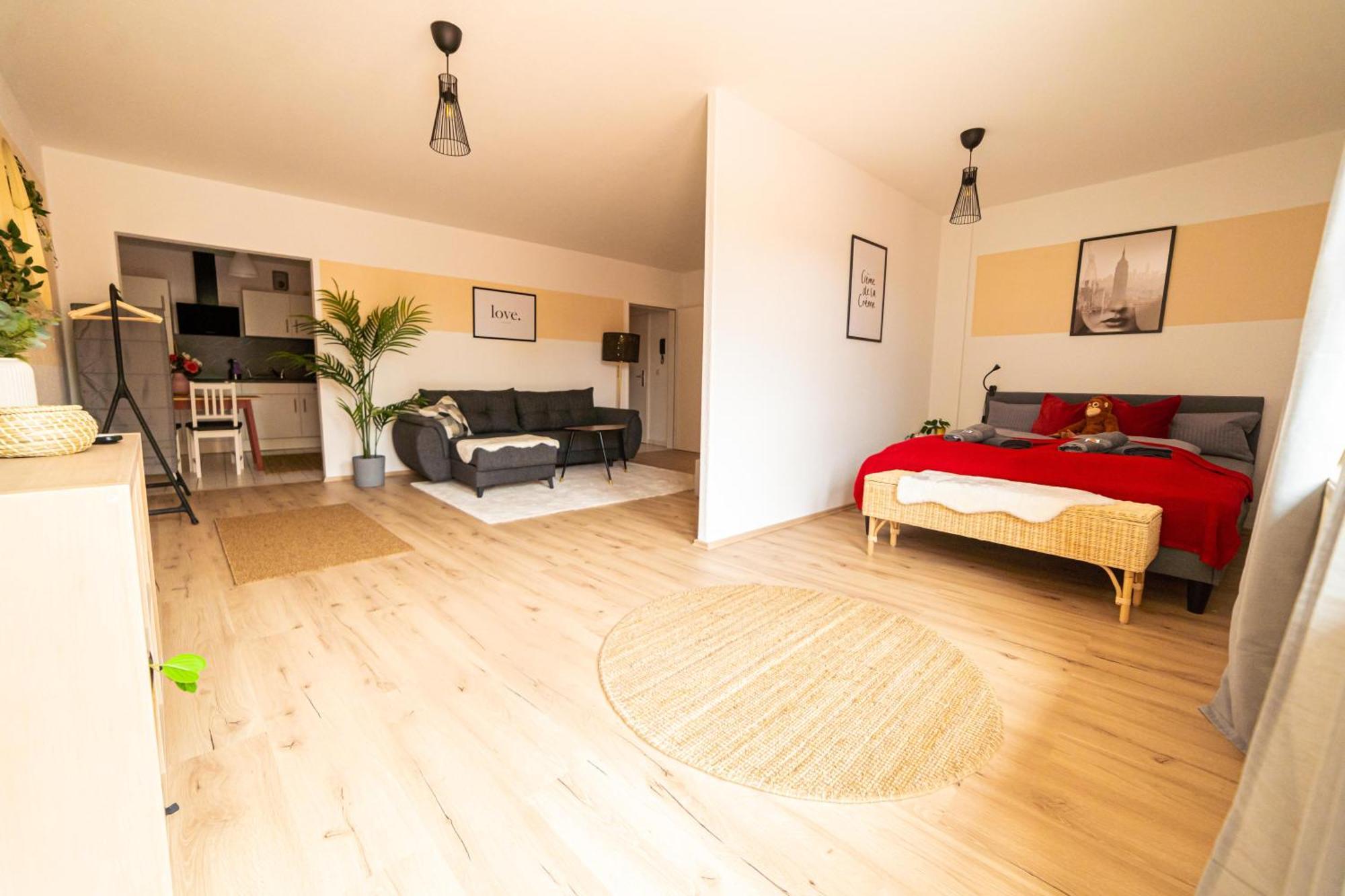 Fullhouse - Eisenach - K70 Apartments - Elevator - Balcony - Smarttv Екстериор снимка
